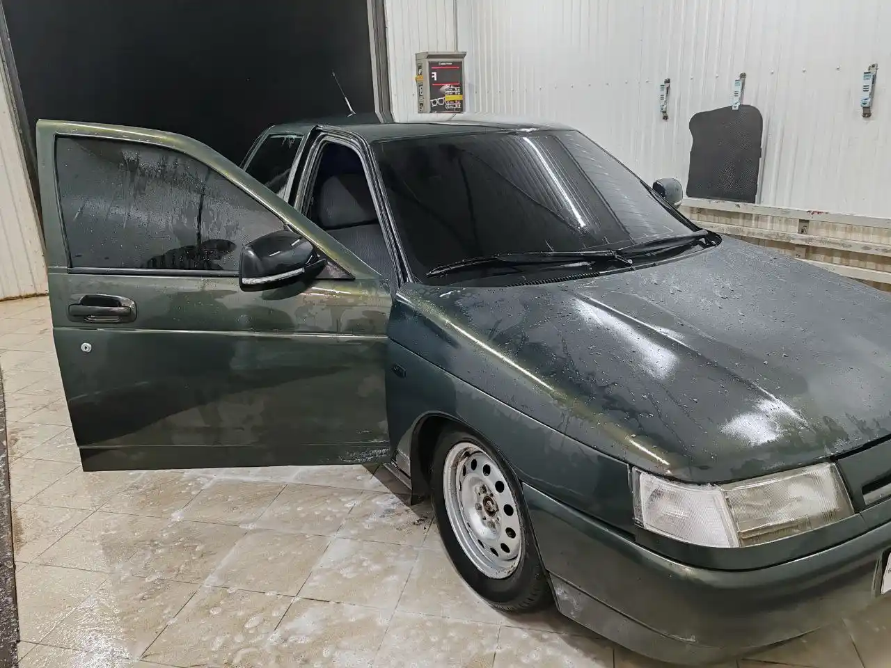 ВАЗ 2110 2005 года