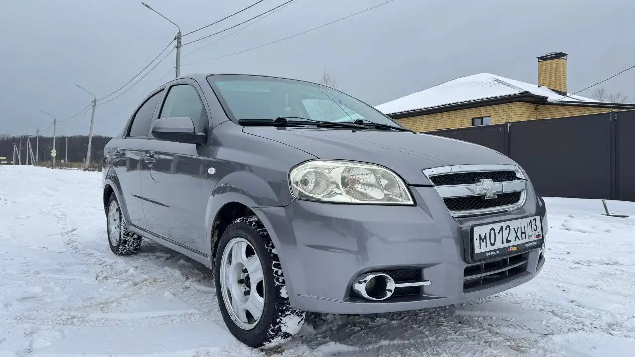 Chevrolet Aveo LS 2011 года