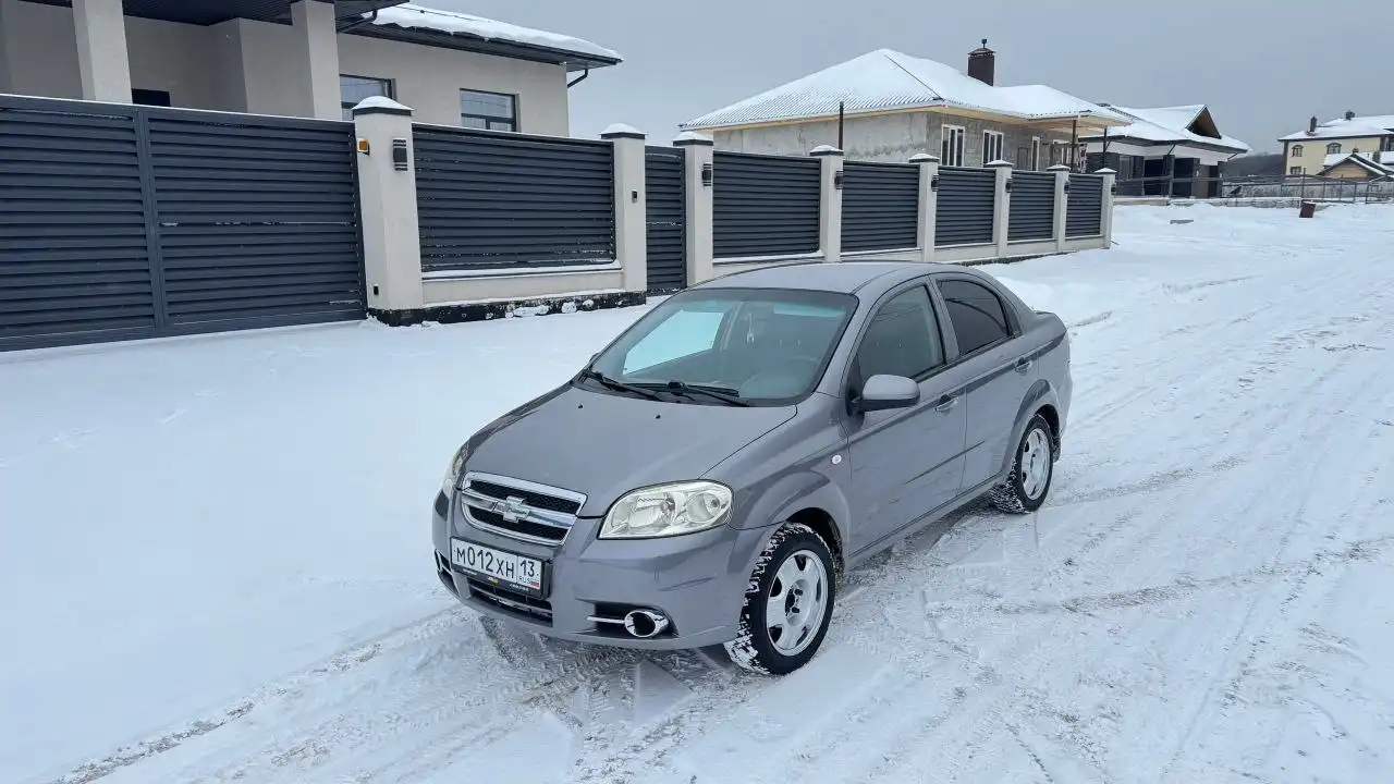 Chevrolet Aveo LS 2011 года