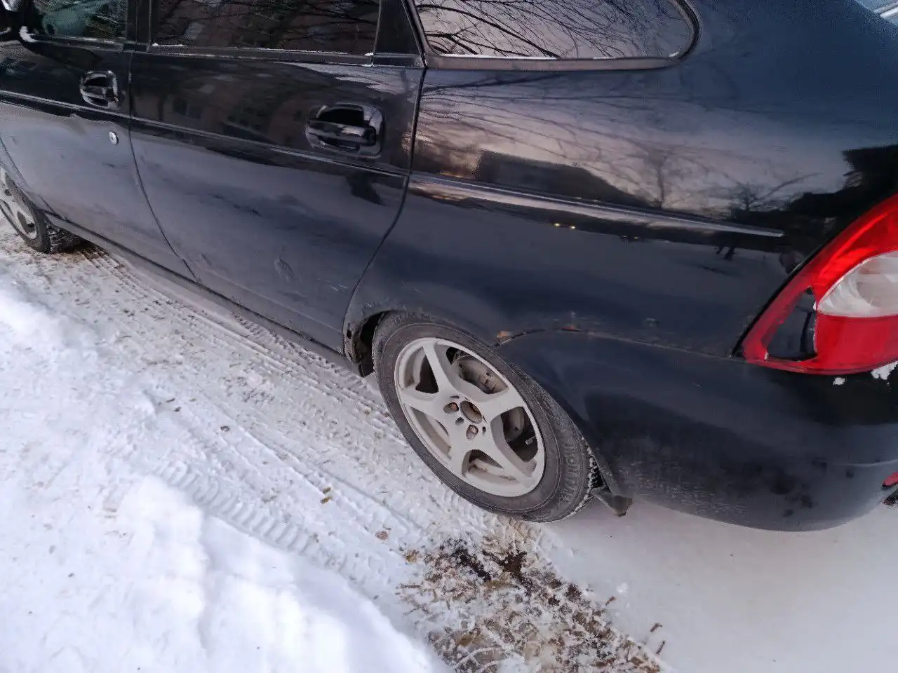 Продам автомобиль Lada Priora 2010 года