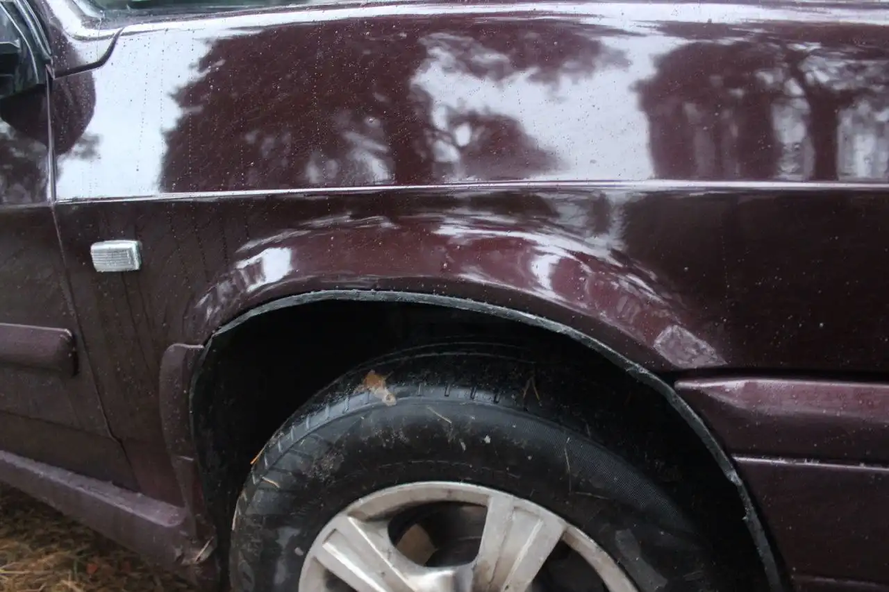 Продам ВАЗ 2114 с зимней и летней резиной