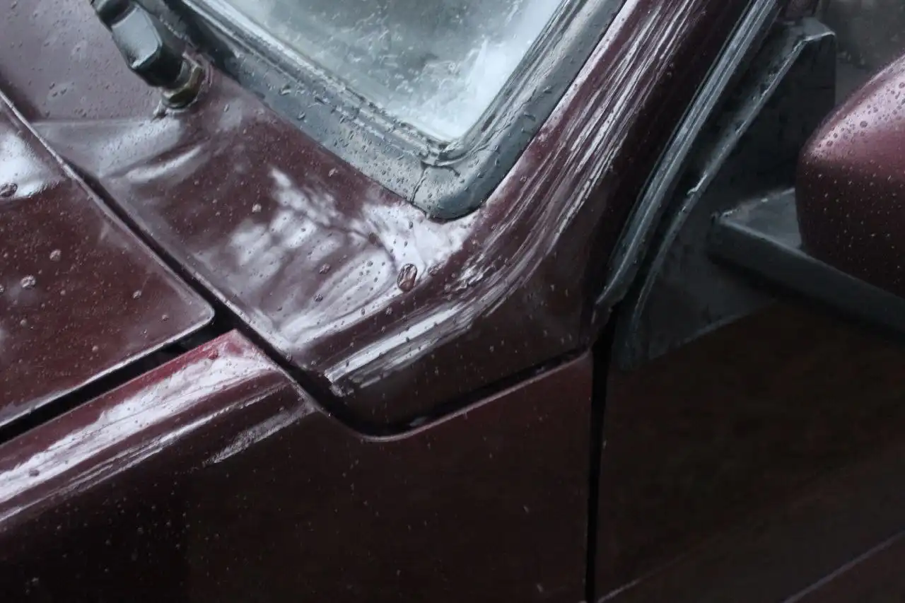 Продам ВАЗ 2114 с зимней и летней резиной