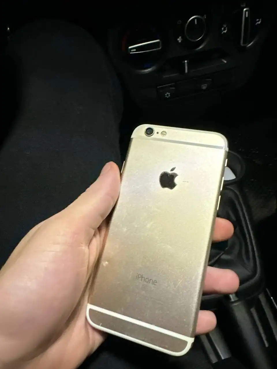 Продажа iPhone 6s в нерабочем состоянии