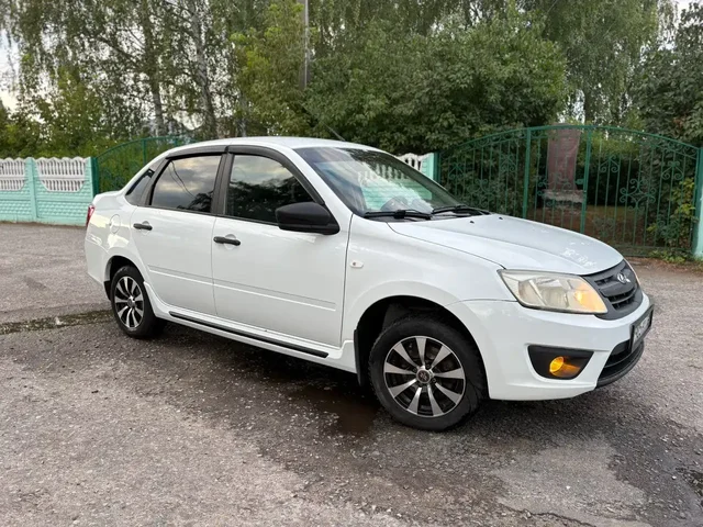 Продается автомобиль Лада Гранта 2018 года - Авто в Зубова Поляна