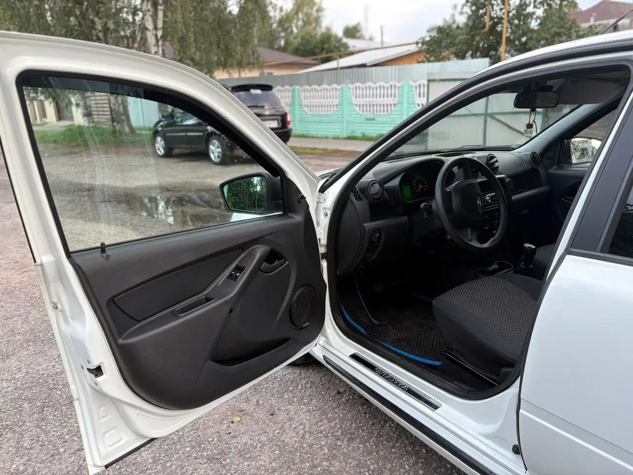 Продается автомобиль Лада Гранта 2018 года