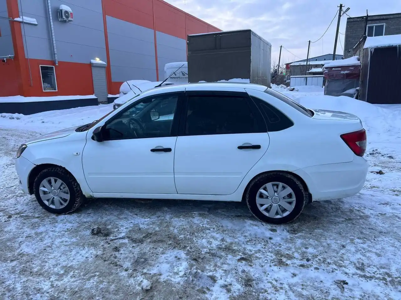 Lada Granta 2018 года с пробегом 262 тыс. км