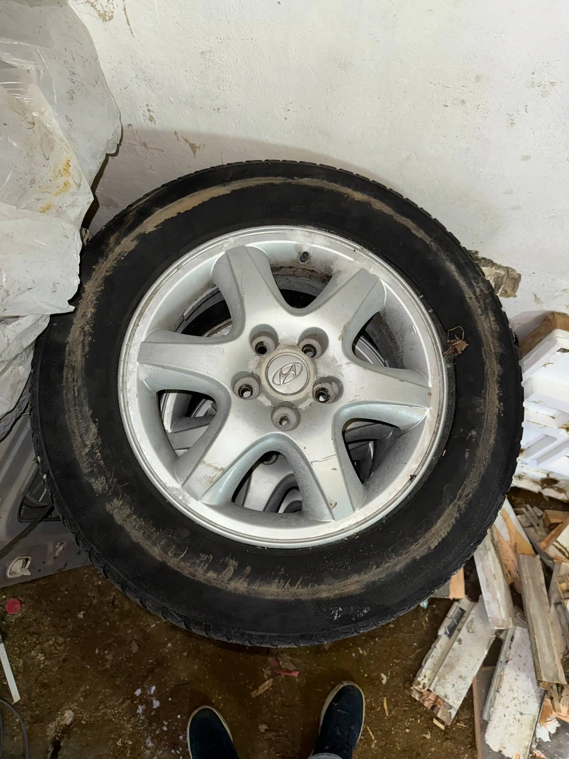 Продам оригинальные диски с резиной от Hyundai Tucson