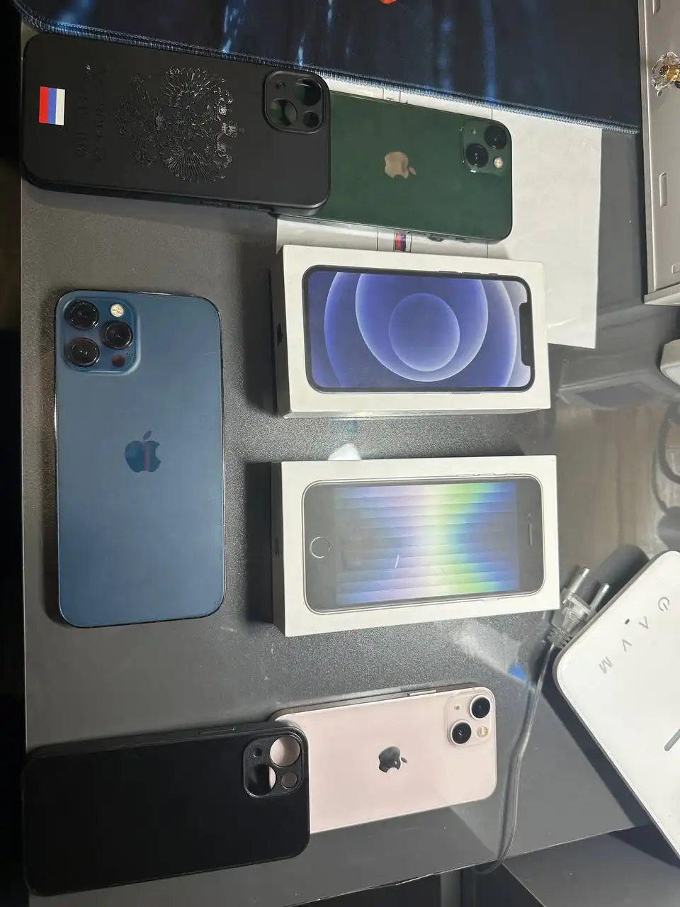 Продажа нескольких iPhone 12-13 моделей