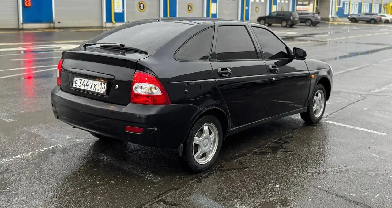 Продам Ладу Приору 2010 года