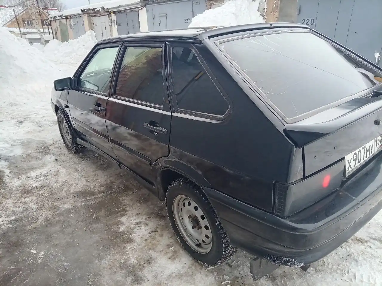 Продажа автомобиля 2010 года с пробегом 157 тыс. км