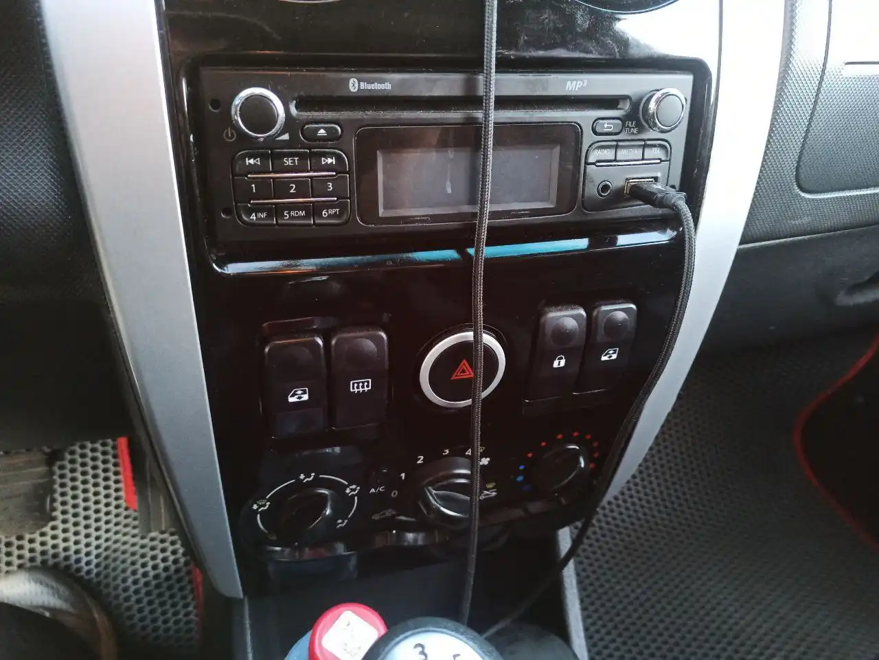 Продам Лада Ларгус Кросс 5 мест