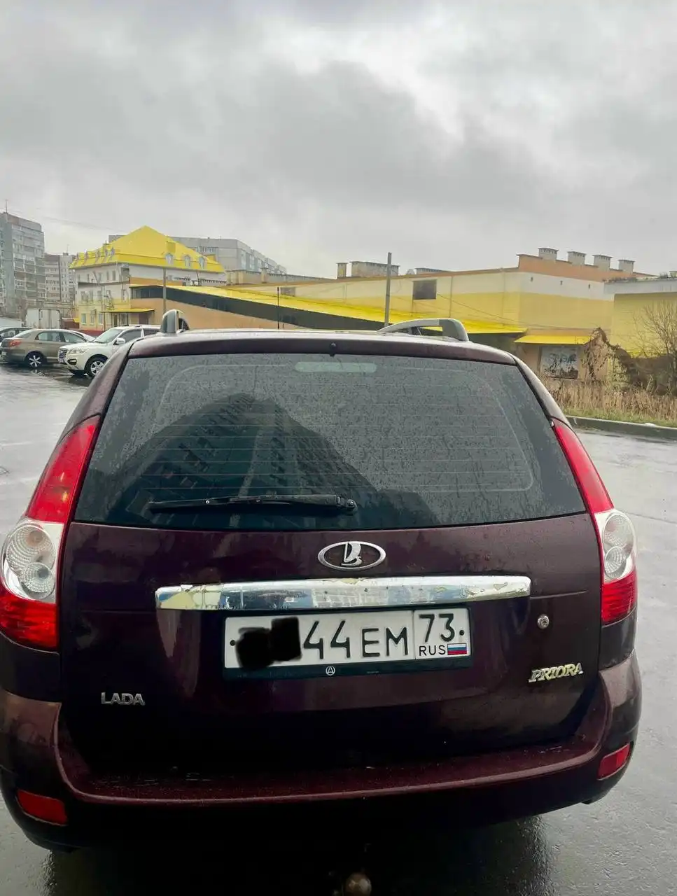 Продажа Lada Priora 2011 года выпуска