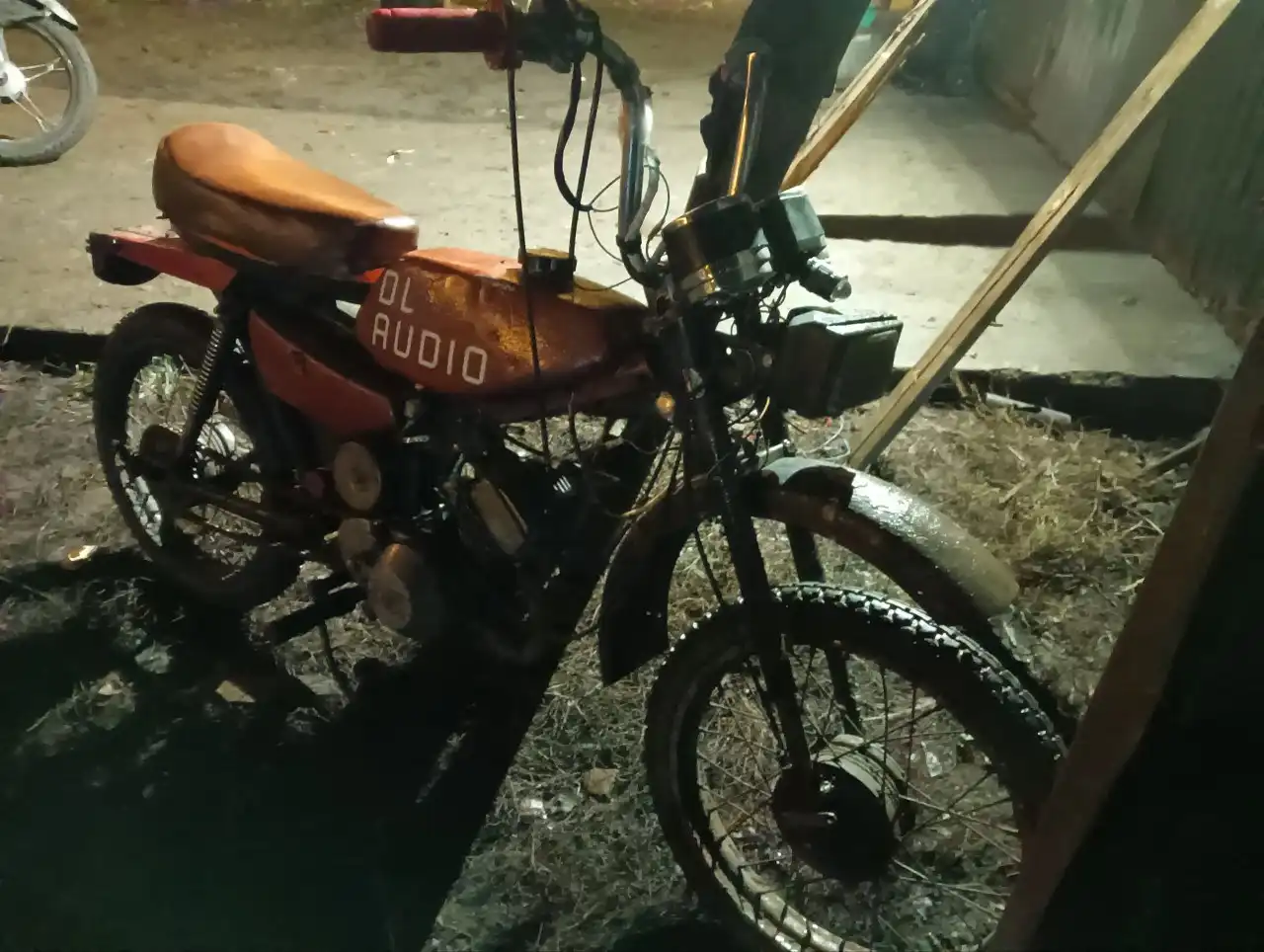 Продам 12 торг