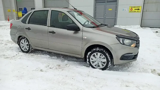 Продам Lada Granta 2022 года - частное объявление в Саранск