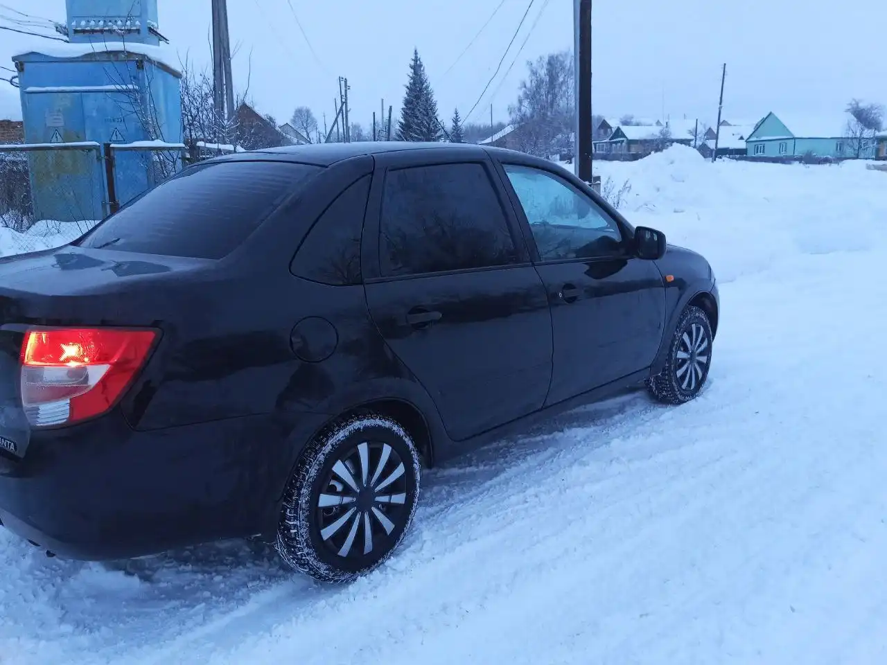 Продам автомобиль 2013 года с кондиционером, электроусилителем и сигнализацией - Авто в Саранск