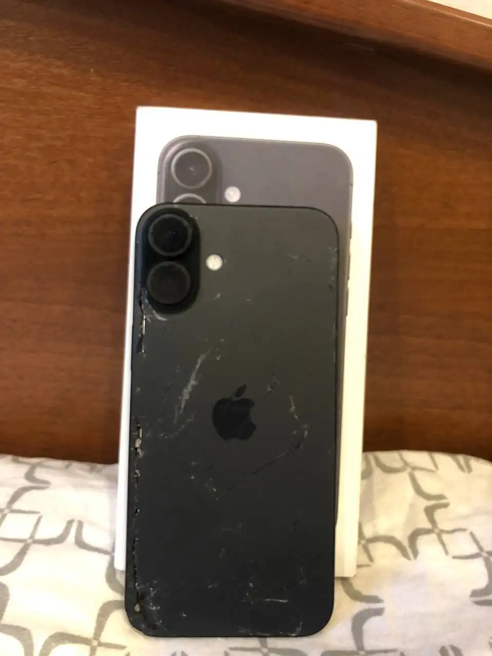 Продажа iPhone X и iPhone 16 Plus - Смартфоны и телефоны (Электроника) в Саранск