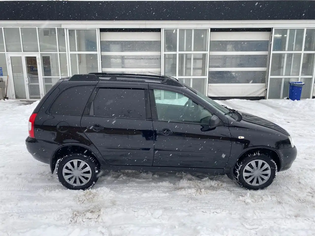 Продам Lada Kalina в максимальной комплектации Люкс - Универсал (Авто) в Саранск