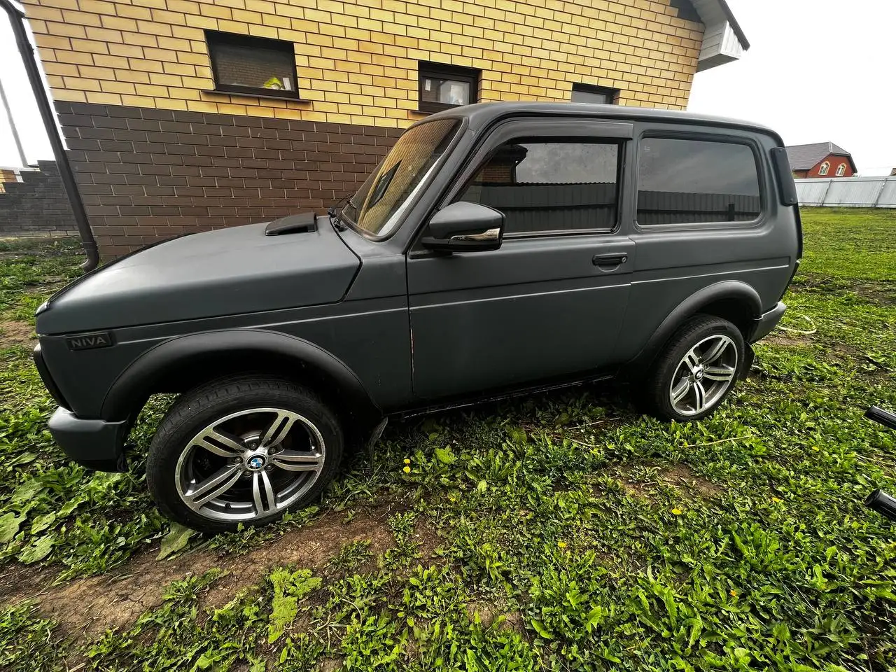 Продажа автомобиля Нива 21214 2015 года - Легковые автомобили (Авто) в Саранск