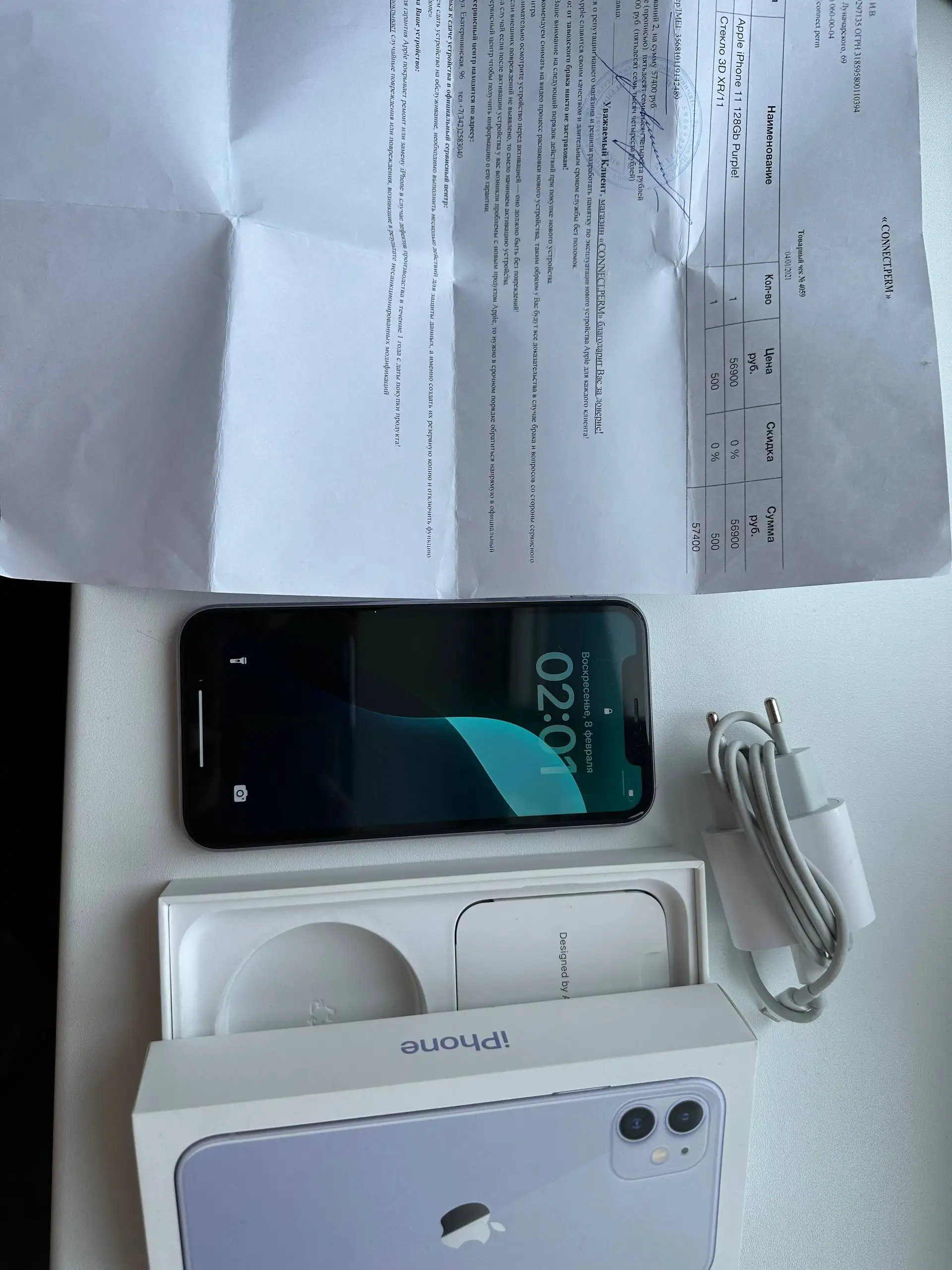 Смартфон с мелким сколом в углу - Смартфоны (Электроника) в Саранск