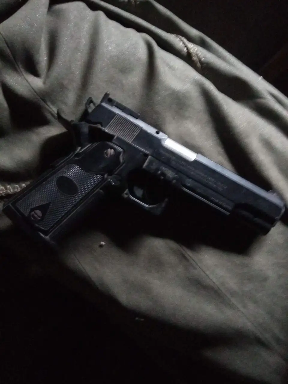 Пневматический пистолет с возможностью обмена на Android - Пневматическое оружие (Барахолка) в Саранск