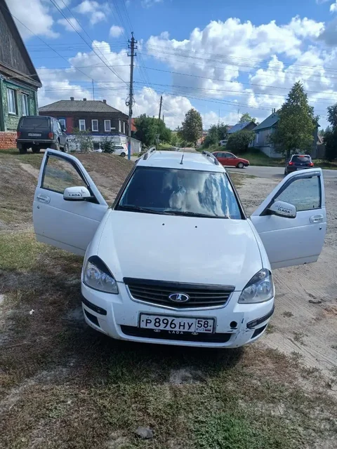 Приора универсал люкс 2012 года - Номерные знаки в Саранск