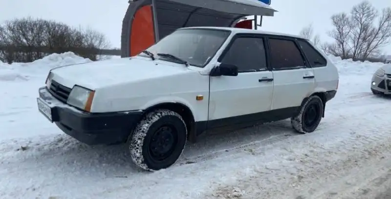 ВАЗ 2109 2000 года в хорошем состоянии - Легковые автомобили (Авто) в Пенза