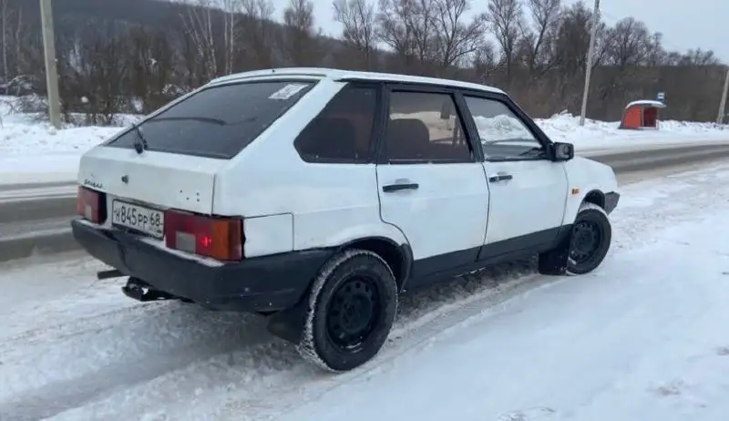 ВАЗ 2109 2000 года в хорошем состоянии - Легковые автомобили (Авто) в Пенза