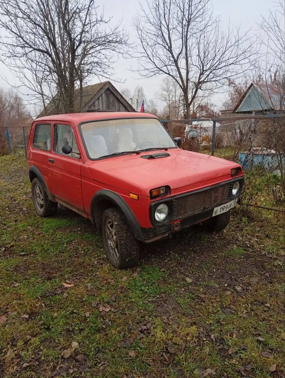 Продам Ниву 2121 на 17-дюймовых колесах с дисками и зимней резиной - Авто в Саранск