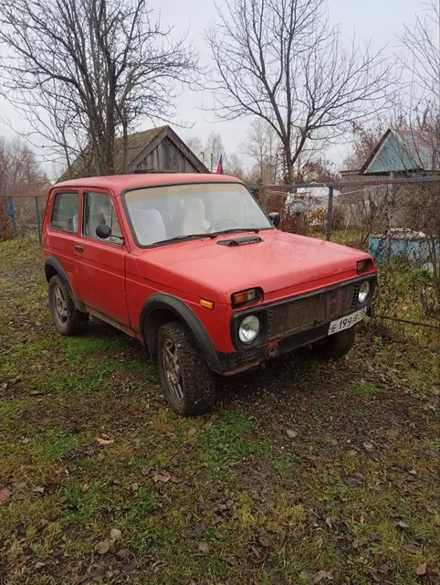 Продам Ниву 2121 на 17-дюймовых колесах с дисками и зимней резиной - УАЗ в Саранск