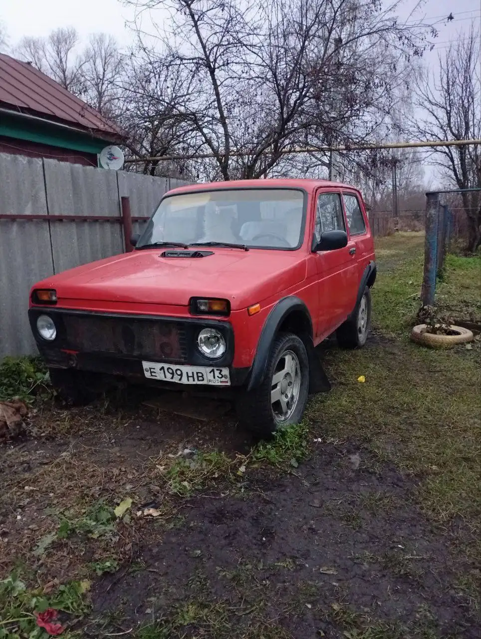 Продам Ниву 2121 на 17-дюймовых колесах с дисками и зимней резиной - Авто в Саранск