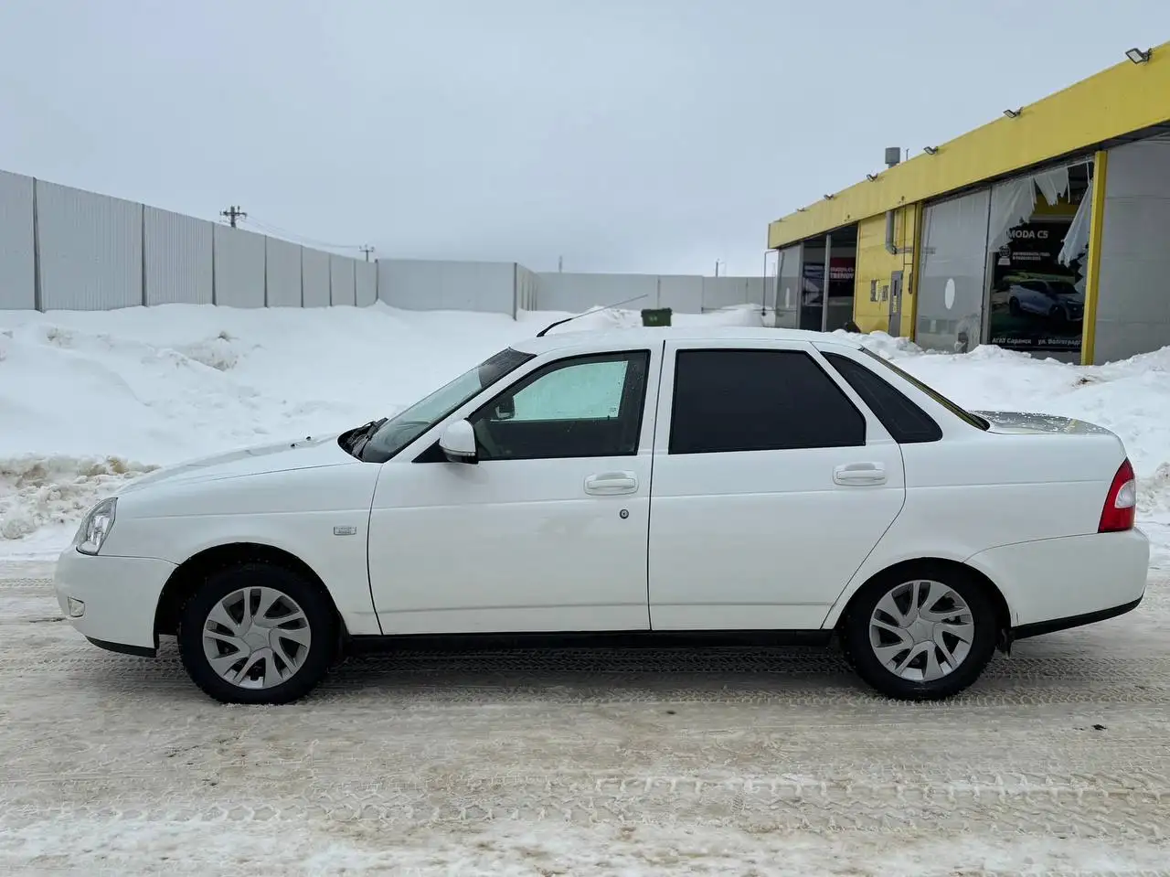 Лада Приора 2013 года в хорошем состоянии - Легковые автомобили (Авто) в Рузаевка