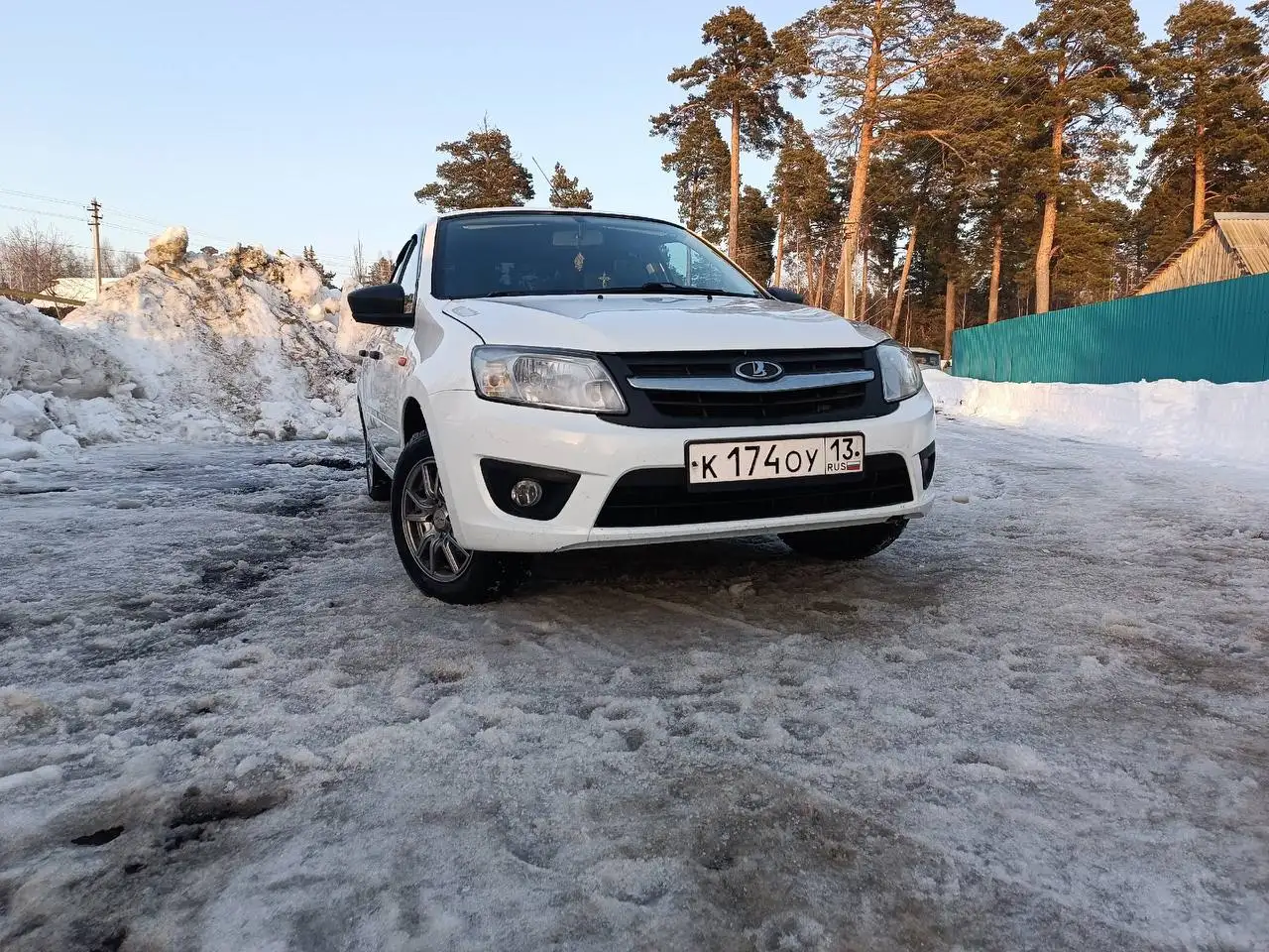 Продам автомобиль Лада Гранта 1.6 2016 года - Легковые автомобили (Авто) в Саранск
