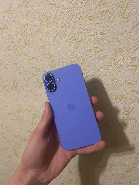 Продам iPhone XR с проблемами - Смартфоны и часы в Саранск