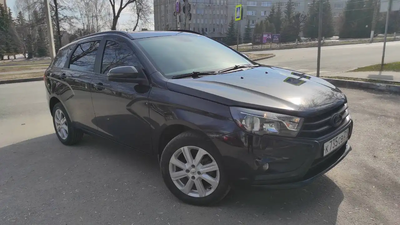 Лада Веста универсал 2021 - Легковые автомобили (Авто) в Саранск