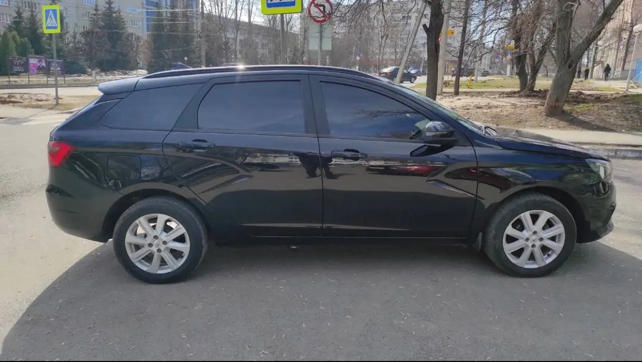 Лада Веста универсал 2021 - Легковые автомобили (Авто) в Саранск