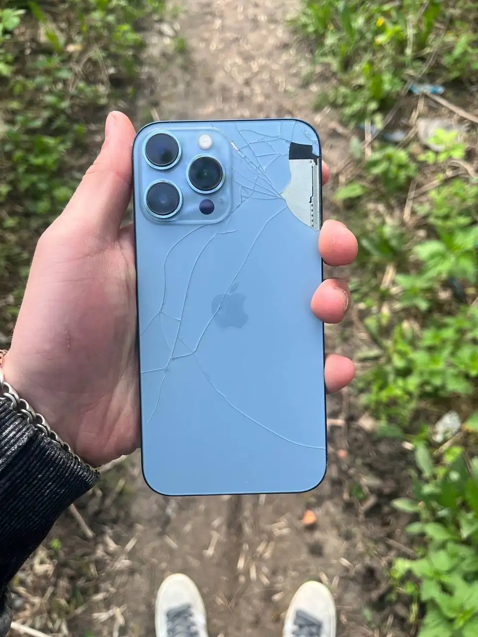 Продам iPhone XR в корпусе 13 Pro - Смартфоны (Электроника) в Саранск