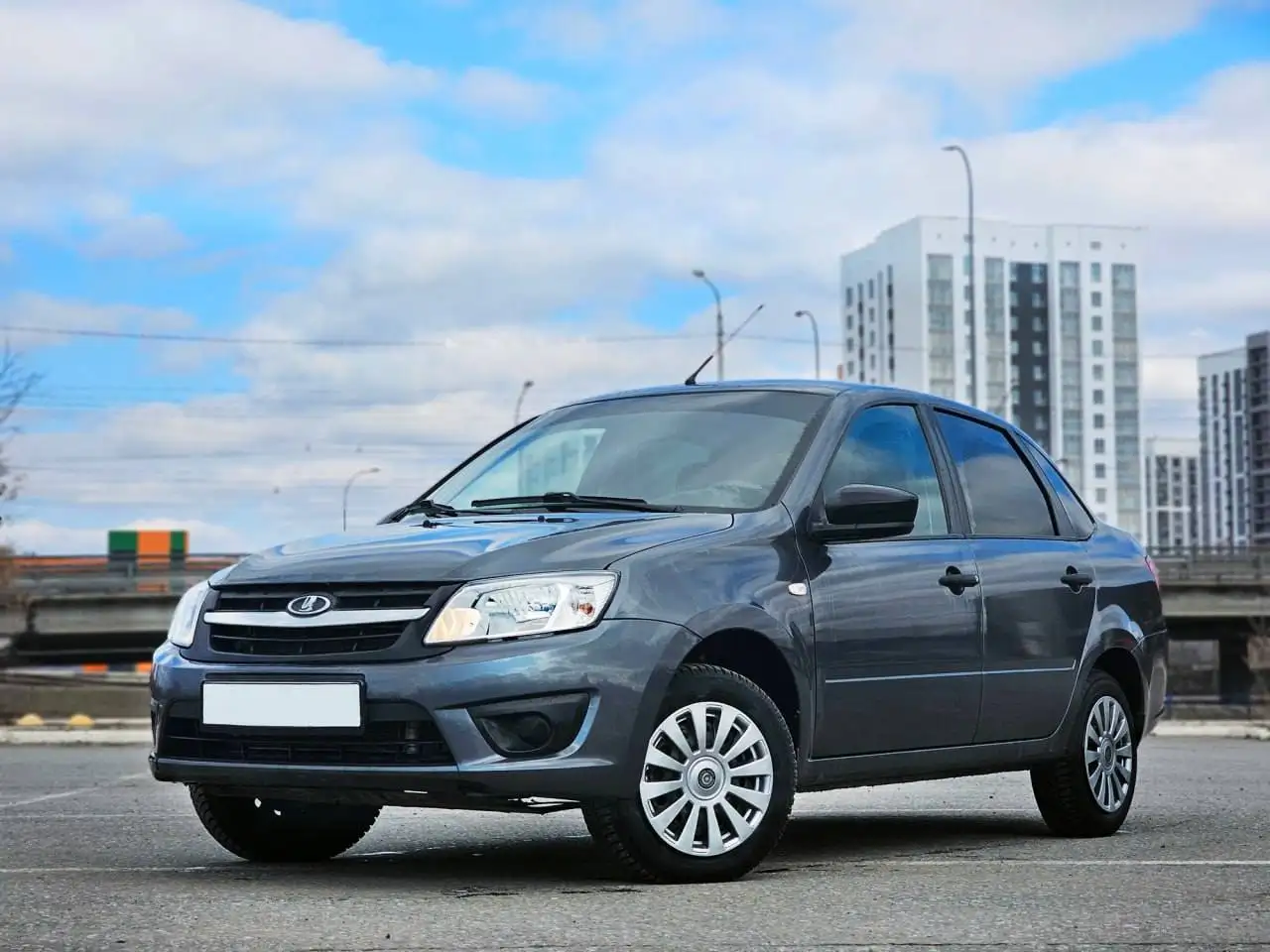 Продам Гранту 2017 - Легковые автомобили (Авто) в Пенза