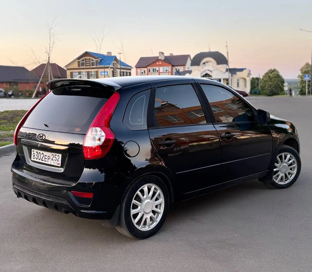 Lada Kalina 2 - Легковые автомобили (Авто) в Краснослободск