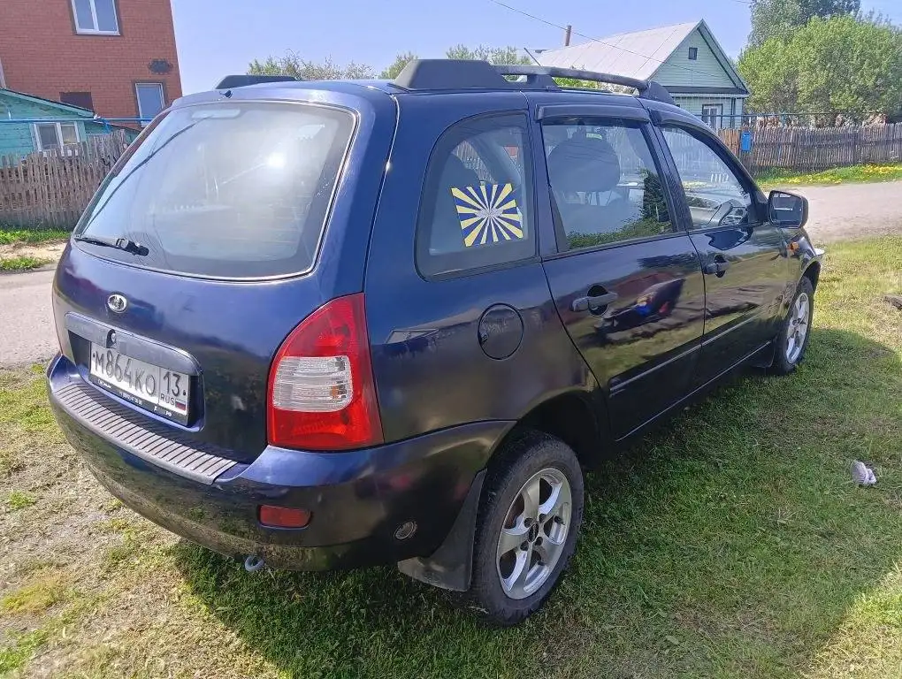 Продажа автомобиля 2012 года - Авто в Неизвестно