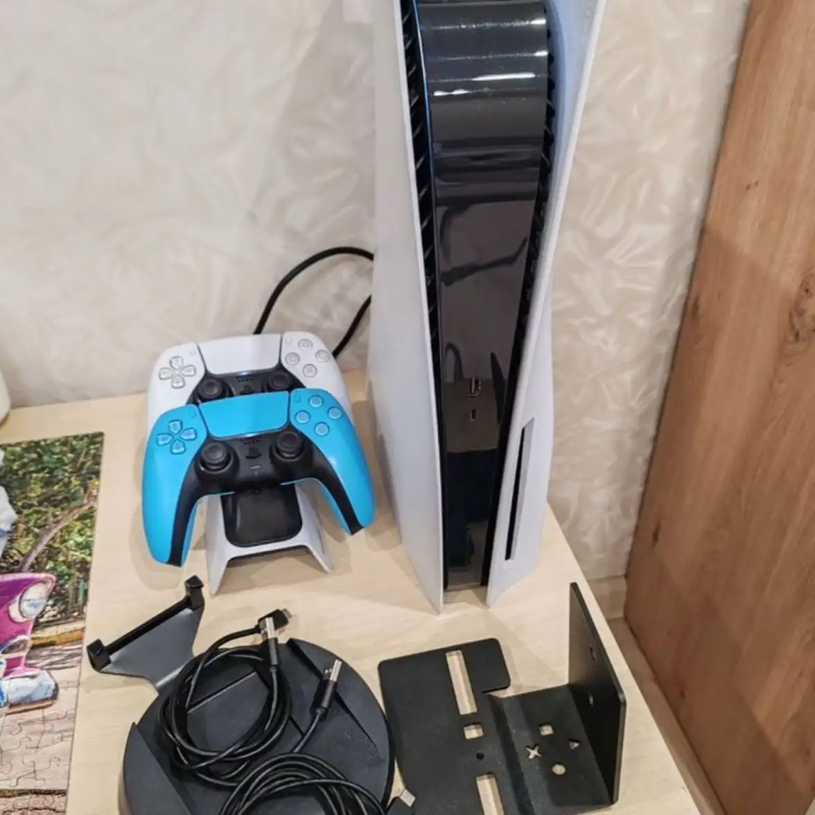 Консоль PlayStation 5 Blu-Ray Edition CFI-1116A с дисководом - Игровые консоли (Электроника) в Саранск