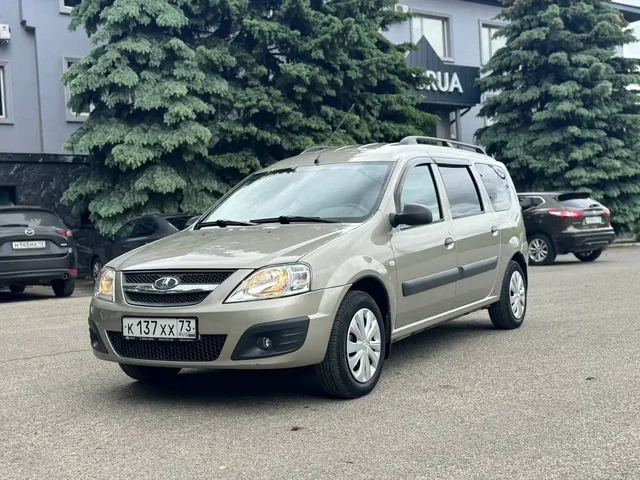 Ларгус 2018 - Легковые автомобили в Неизвестно