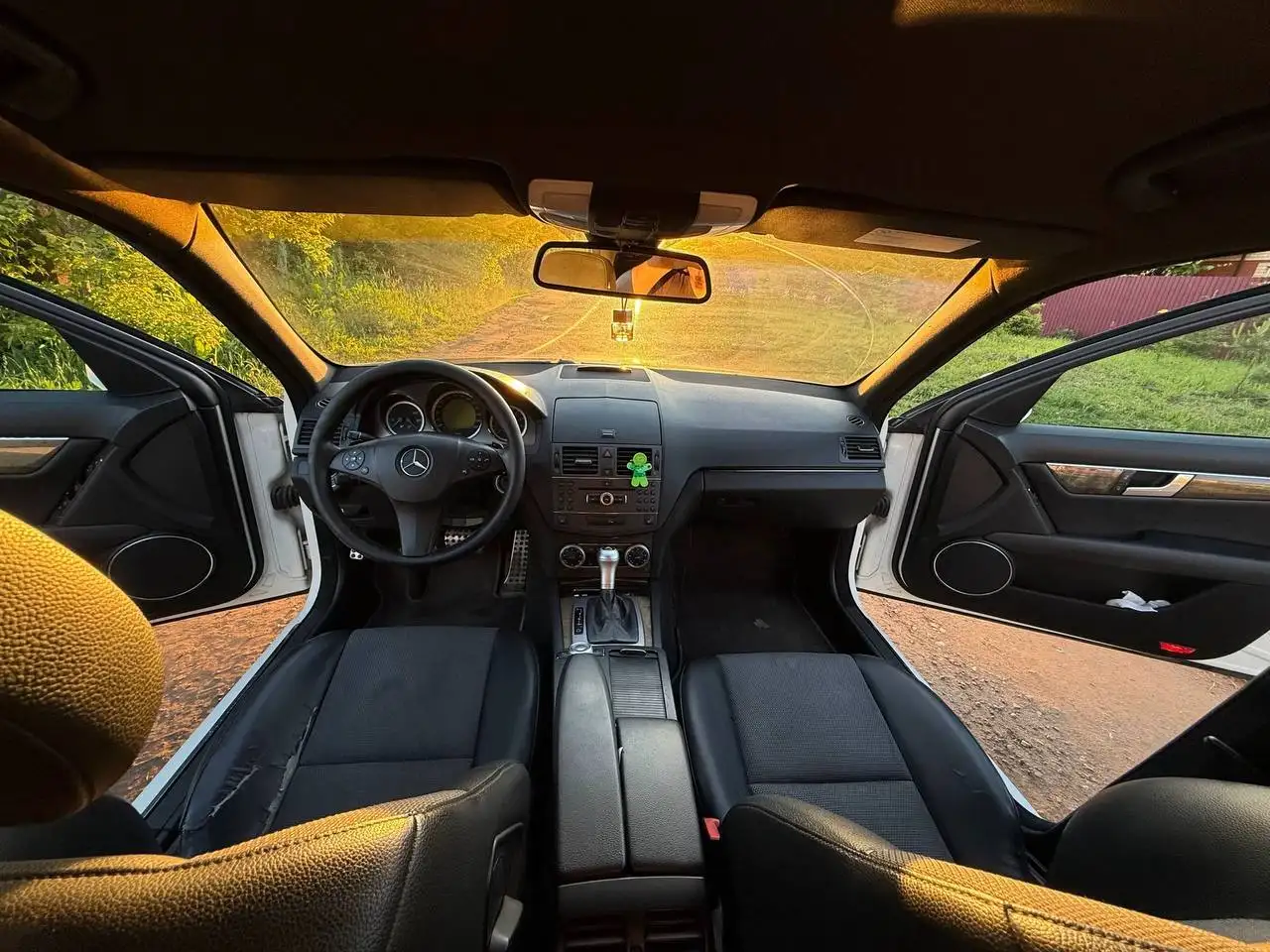 Mercedes Benz C-Class W204 2010 - Легковые авто (Авто) в Саранск