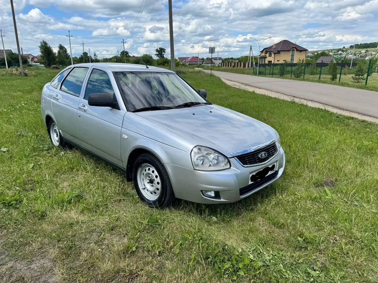 Продажа автомобиля 2013 года - Легковые автомобили (Авто) в Саранск