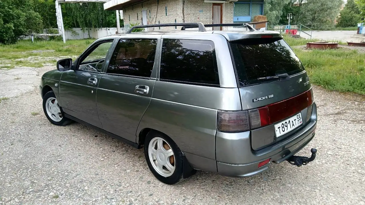 BMW 2005г. дно пороги целые - Легковые авто (Авто) в Неизвестно