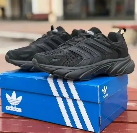 Новые кроссовки Adidas - Обувь (Одежда) в Саранск