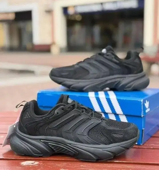 Новые кроссовки Adidas - Обувь (Одежда) в Саранск