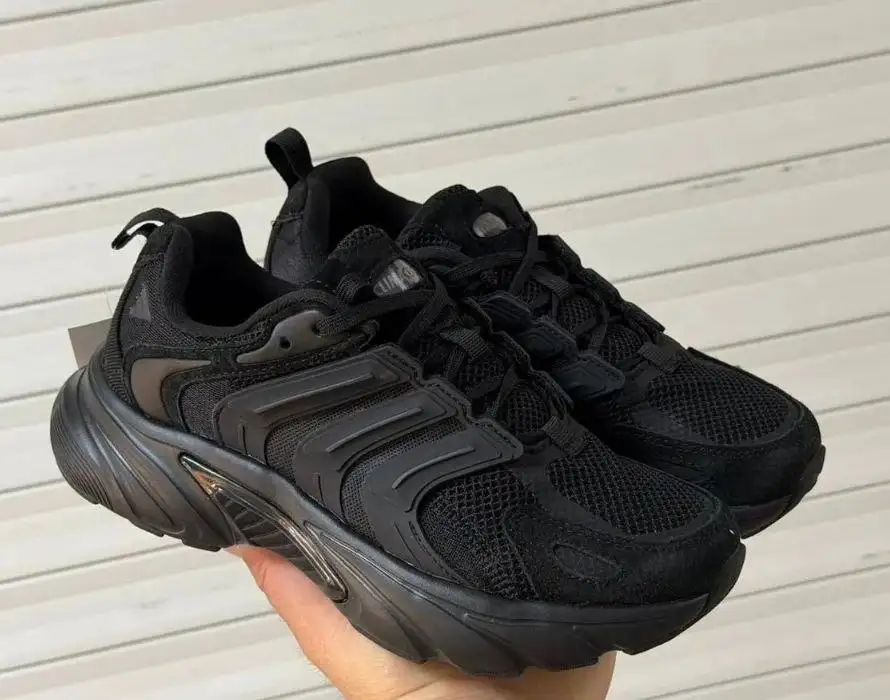 Новые кроссовки Adidas - Обувь (Одежда) в Саранск