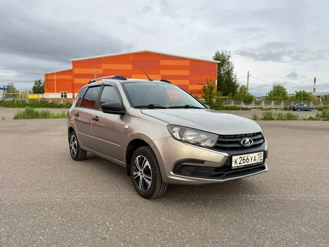 Лада Гранта универсал 2019 - Легковые автомобили в Саранск