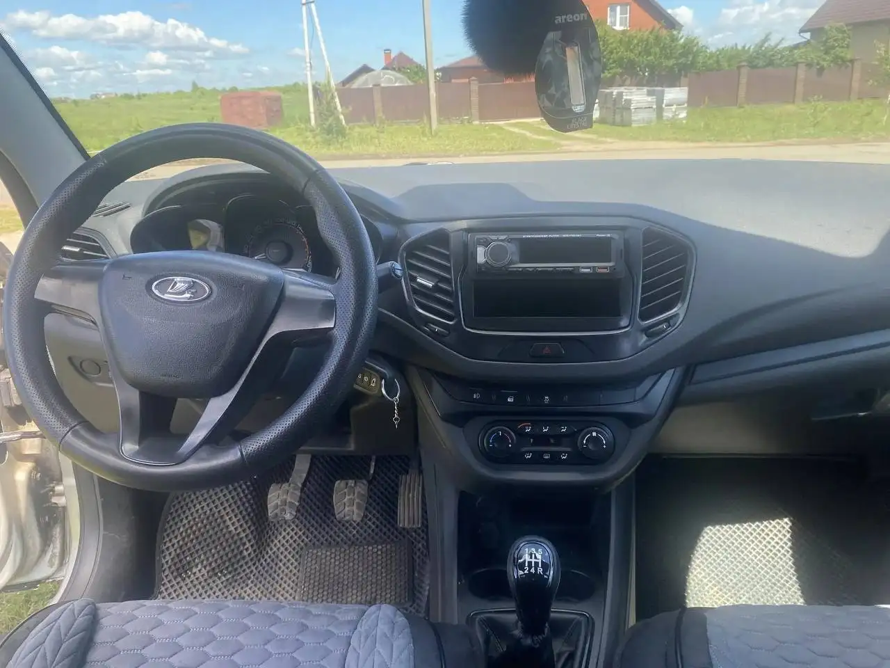 Лада Веста 2019 - Легковые автомобили (Авто) в Саранск