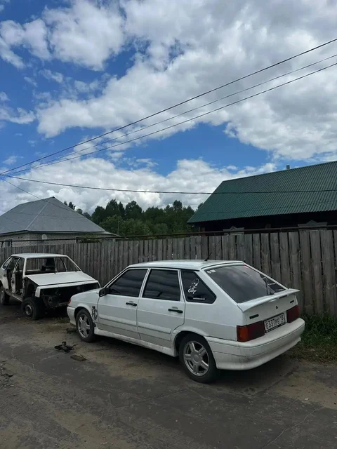 Автомобиль 11 лет, двигатель и коробка без нареканий - Автозвук в Неизвестно
